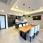 Zensiri Brand New Luxury Pool Villa