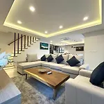 Zensiri Brand New Luxury Pool Villa