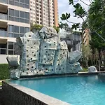 Unixx Sea View High Floor 1Br