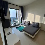 อพาร์ทเม้น Unixx Sea View High Floor 1br *