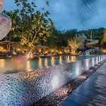 Unixx Sea View High Floor 1Br