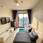 Unixx Sea View High Floor 1br