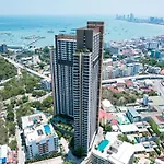 Unixx Sea View High Floor 1br Pattaya