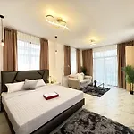 Liwei Cozy Pool Villa Pattaya