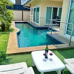 Holiday home 2 Bedroom With Private Swimming Pool And Jacuzzi 350m From