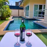 Holiday home 2 Bedroom With Private Swimming Pool And Jacuzzi 350m From