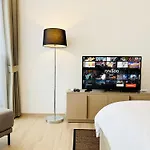 อพาร์ทเม้น Edge Sea View