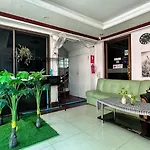Green Hotel