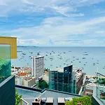 Edge Central Pattaya By Yoyo