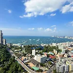 Unixx High Floor Sea View Hotel