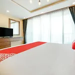 Super Oyo 458 Nakorn Siam Boutique