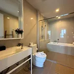 อพาร์ทเม้น Baan Plai Haad X Monthstayz Thailand Pattaya