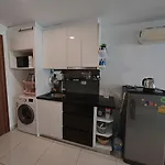 Апартаменты С 1 Спальней Nordic C-View Boutique