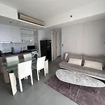 Zire Wongamat Condo