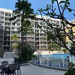 Pool Access Near And Town * Pattaya