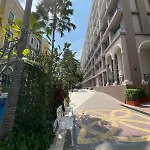 Pool Access Near And Town * Pattaya