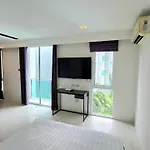 Center New * Pattaya
