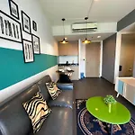 Apartment Walking Street Unixx Beautiful Sea View Pattaya