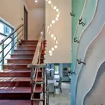 Angels-villa-pattaya-near-walking-street-4bed-8-people * Pattaya