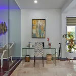 Angels-villa-pattaya-near-walking-street-4bed-8-people *
