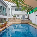 Angels-villa-pattaya-near-walking-street-4bed-8-people วิลล่า *