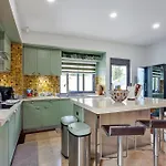 Angels-villa-pattaya-near-walking-street-4bed-8-people วิลล่า Pattaya