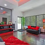 Angels-villa-pattaya-near-walking-street-4bed-8-people *