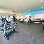 Super Luxury 3 Bedroom Private Pool With Jacuzzi, Near 711, 10 Minutes To Walking Street And - Mt8 วิลล่า *