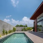 Sunday Sea Two Pool Villa Pattaya