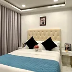 Arcadia Center Suites Near Walking Street And Beach