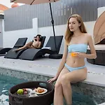 New 2024 - 4Br Pet-Friendly Pool Villa - Jomtien Pattaya