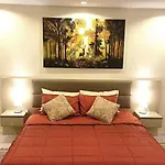 อพาร์ทเม้น View Talay 6 By Starry Sky Pattaya