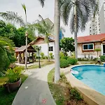 Holiday home Kotchaporn Garden *
