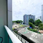 Cosy Beach View Condominium