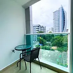 Cosy Beach View Condominium