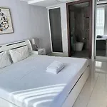Grand Avenue 1br Pool View Smart Tv Wifi 6th Floor * Pattaya