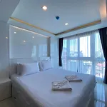 Grand Avenue Suites X Monthstayz Thailand