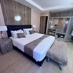 Aparthotel Maya