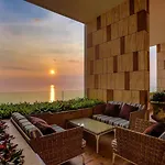 อพาร์ทเม้น Riviera Jomtien L Guest Friendly L High Floor Pattaya