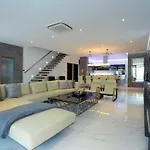 Near & Walk Street Luxury