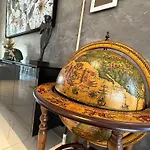 Near & Walk Street Luxury *