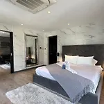 Near & Walk Street Luxury วิลล่า Pattaya