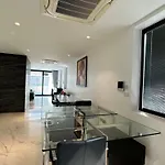 วิลล่า Near & Walk Street Luxury Pattaya