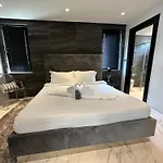 Near & Walk Street Luxury วิลล่า Pattaya