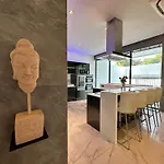 Near & Walk Street Luxury