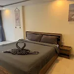 Grand Avenue 1br 6th Floor Pool View Smart Tv Wifi อพาร์ทเม้น Pattaya