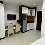 Tatiapart202