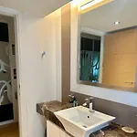 уютная в европейском квартале, Pratumnak อพาร์ทเม้น *