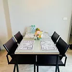The Base 2 Bed 2 Bath By Pupu อพาร์ทเม้น Pattaya