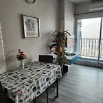 Apartment Centric Sea Pattaya中心海 *